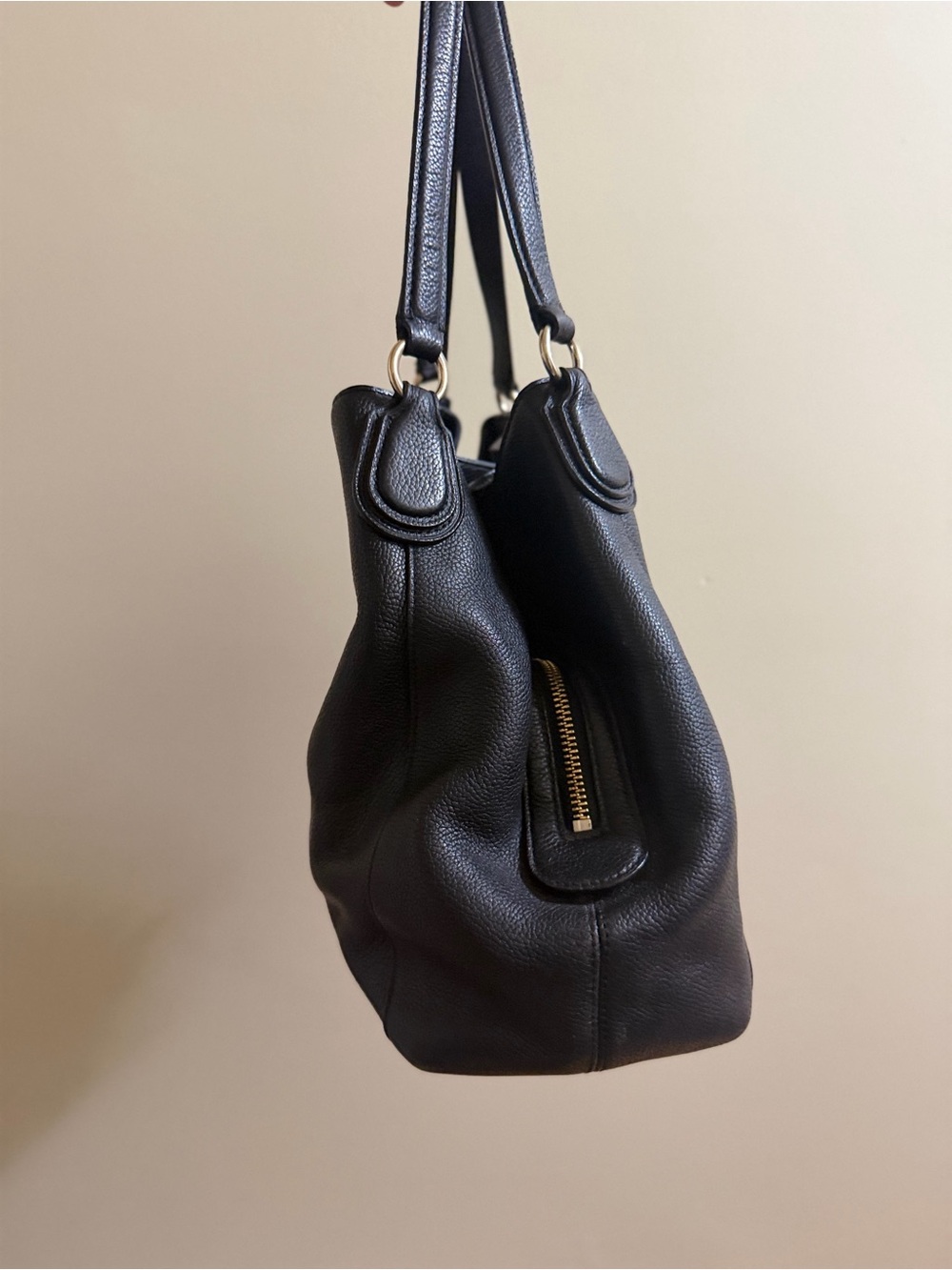 Coach Edie 31 Black Pebbled Leather Shoulder Bag with Gold Hardware - Picture 4 of 12